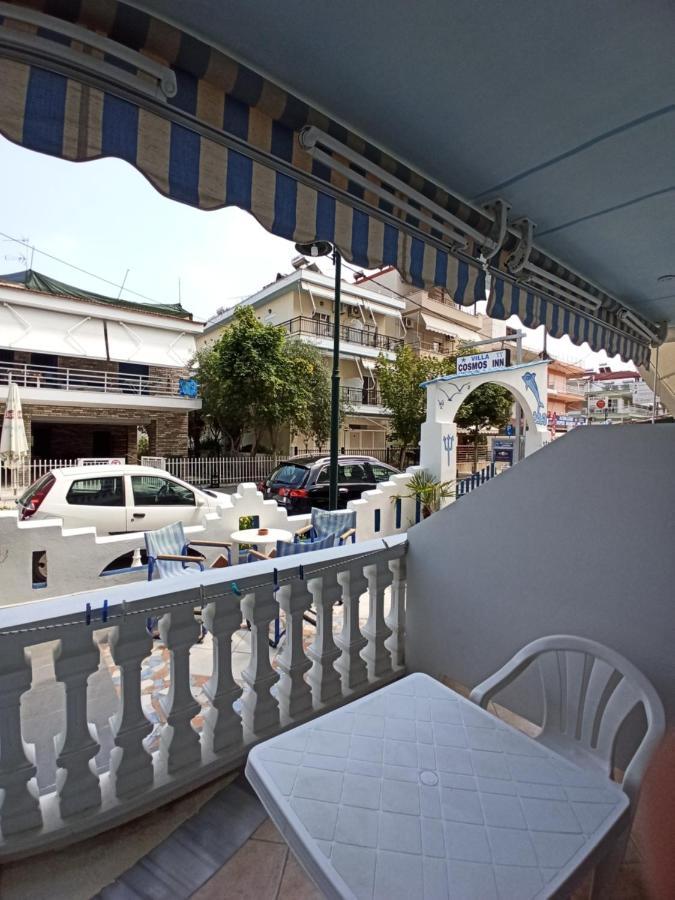 Villa Cosmos Inn Olympiakí Aktí Ngoại thất bức ảnh