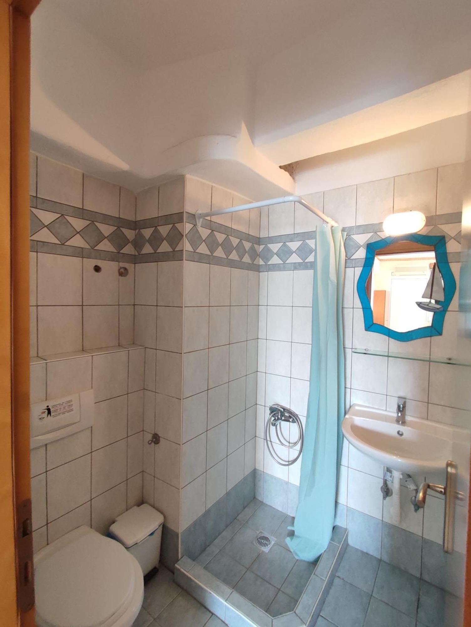 Villa Cosmos Inn Olympiakí Aktí Ngoại thất bức ảnh